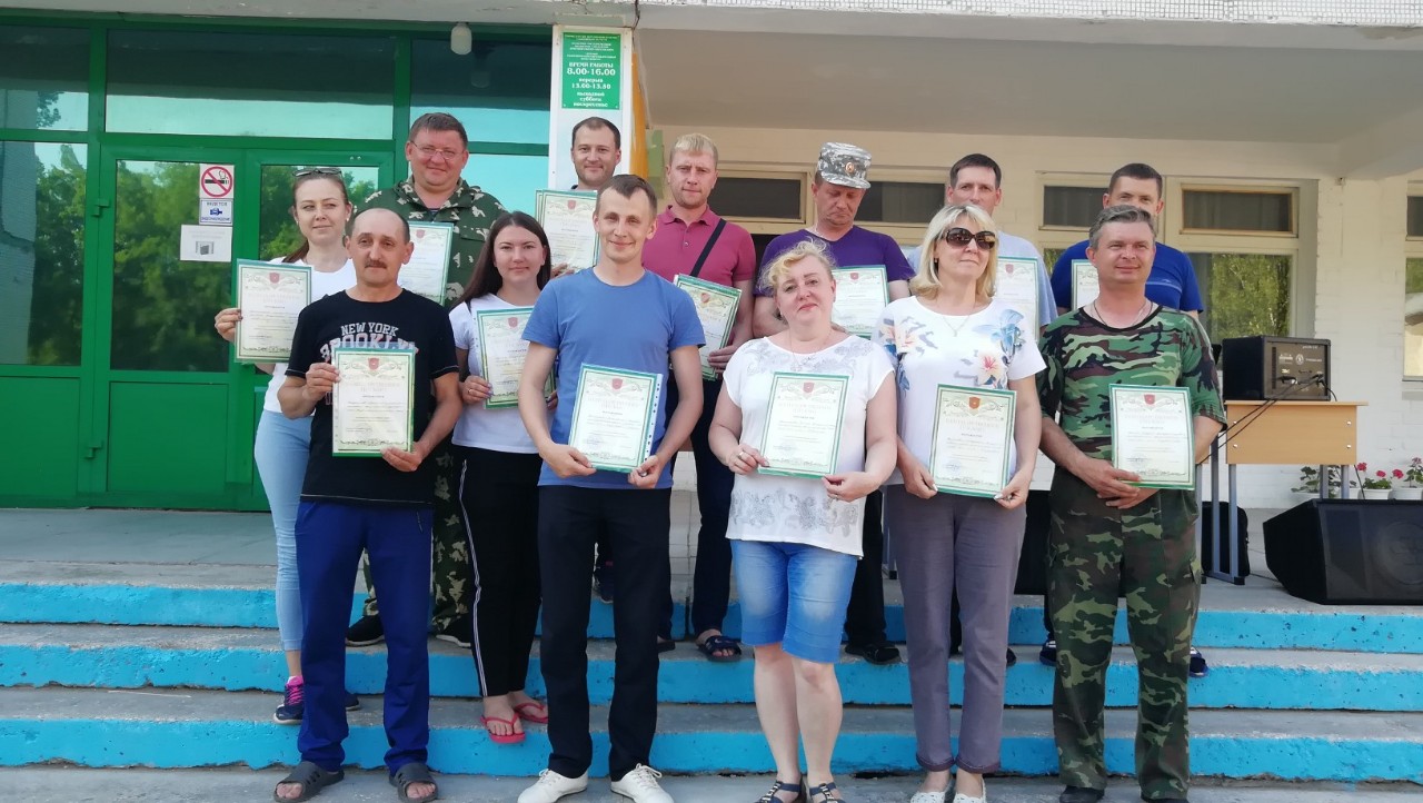 Погода в новой майне сейчас. Ульяновская область новая майна школа 2. Школа в новой Майне Мелекесского. Учителя школы 2 новая майна. Р.П. новая майна учителя.